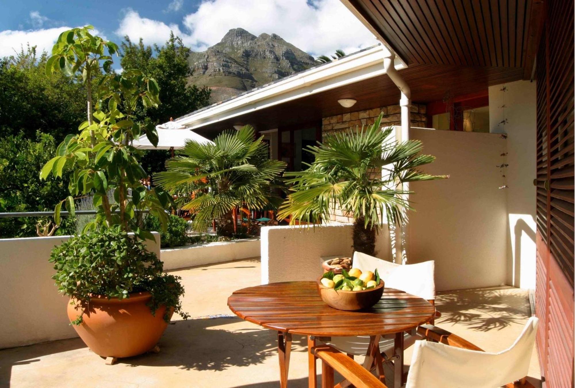 Lezard Bleu Guest House Cape Town Exterior photo