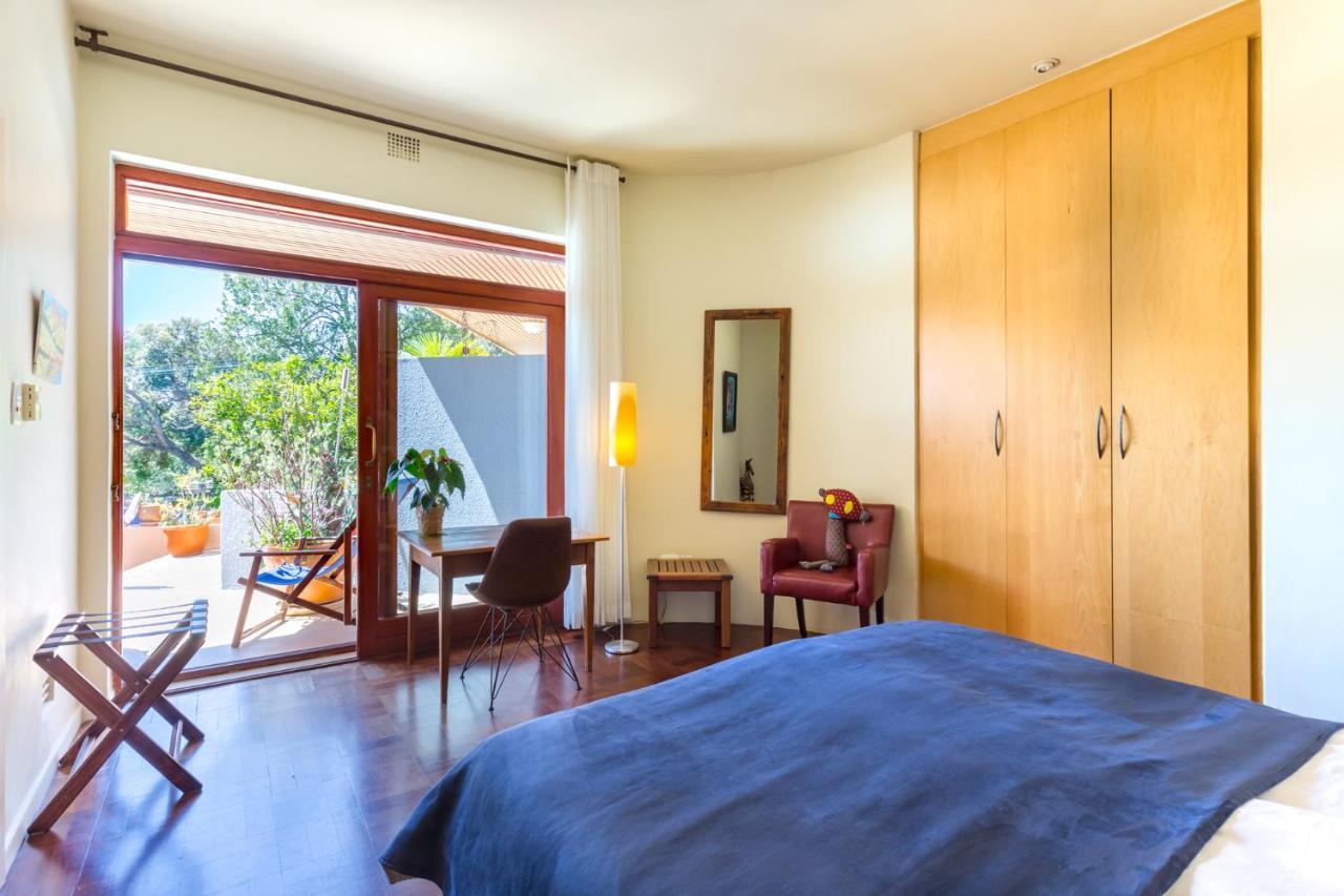 Lezard Bleu Guest House Cape Town Exterior photo